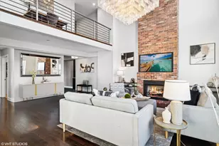 [Address not provided], Chicago, IL 60654 - Photo 8