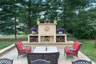2868 English Ln, Rockford, IL 61114 - Photo 2