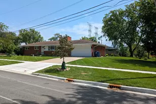 381 W Millers Rd, Des Plaines, IL 60016 - Photo 14