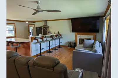 381 W Millers Road, Des Plaines, IL 60016 - Photo 2