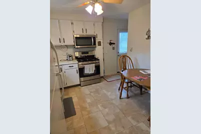 215 Brice Avenue, Mundelein, IL 60060 - Photo 6