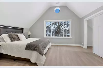 1910 W George Street, Chicago, IL 60657 - Photo 22