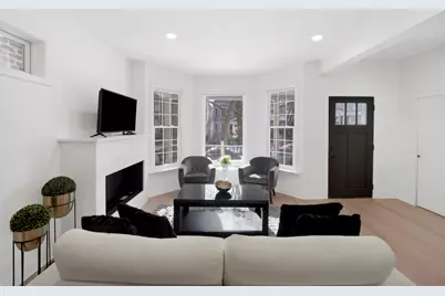 1910 W George Street, Chicago, IL 60657 - Photo 4