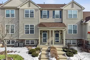 764 Cherry Creek Dr, Grayslake, IL 60030 - Photo 2