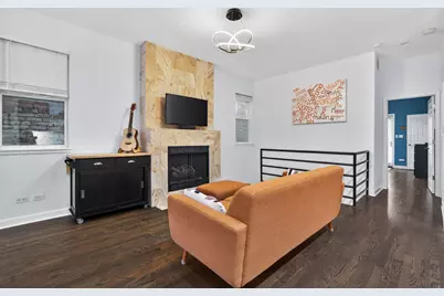 2343 N Leavitt Street #1, Chicago, IL 60647 - Photo 2