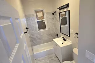 628 E 92nd Pl, Chicago, IL 60619 - Photo 6