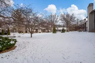 5357 Winding Creek Dr, Rockford, IL 61114 - Photo 6