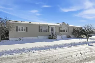 33 Drake Ln, Beecher, IL 60401 - Photo 2