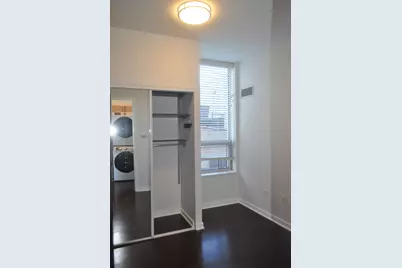 330 W Grand Avenue #1004, Chicago, IL 60654 - Photo 14