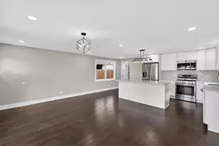 11539 S Carpenter St, Chicago, IL 60643 - Photo 4