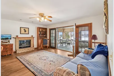 2312 High Point Drive, Lindenhurst, IL 60046 - Photo 2