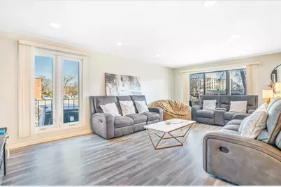 9800 S Karlov Avenue #1B, Oak Lawn, IL 60453 - Photo 4