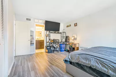 9800 S Karlov Avenue #1B, Oak Lawn, IL 60453 - Photo 8