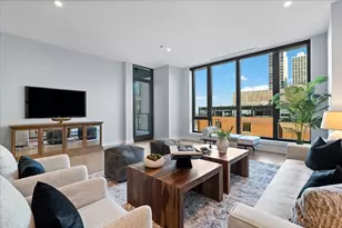 1550 N Clark St, Chicago, IL 60610 - Photo 4