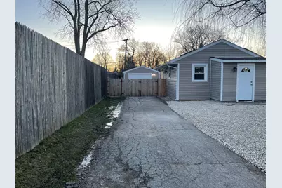 519 N Waukegan Road, Lake Bluff, IL 60044 - Photo 18