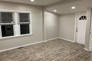 519 N Waukegan Rd, Lake Bluff, IL 60044 - Photo 10