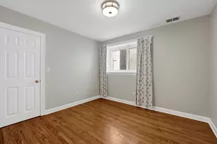 930 W Agatite Ave, Chicago, IL 60640 - Photo 16