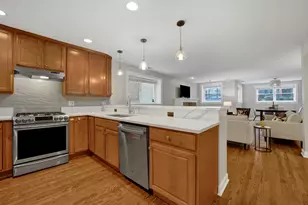 930 W Agatite Ave, Chicago, IL 60640 - Photo 12