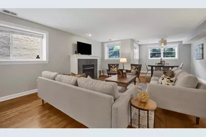 930 W Agatite Avenue #G, Chicago, IL 60640 - Photo 2