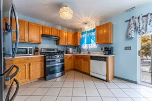 946 Biltmore Ct, Romeoville, IL 60446 - Photo 6