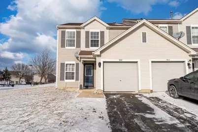 946 Biltmore Court, Romeoville, IL 60446 - Photo 2
