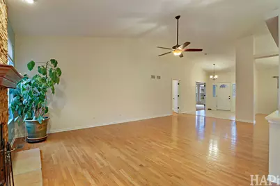 3203 Kendall Crossing, Johnsburg, IL 60051 - Photo 10