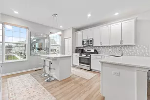 1627 Sager Way, Batavia, IL 60510 - Photo 4