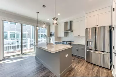 [Address not provided], Elmhurst, IL 60126 - Photo 4