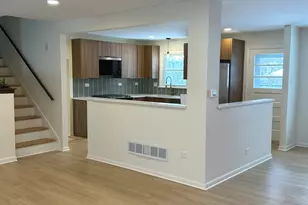 821 W Manor Ct, Glenwood, IL 60425 - Photo 20