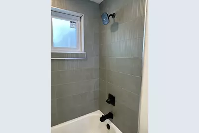 821 W Manor Court, Glenwood, IL 60425 - Photo 36