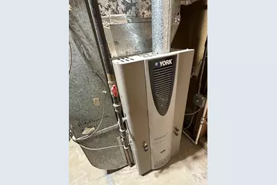 821 W Manor Court, Glenwood, IL 60425 - Photo 46