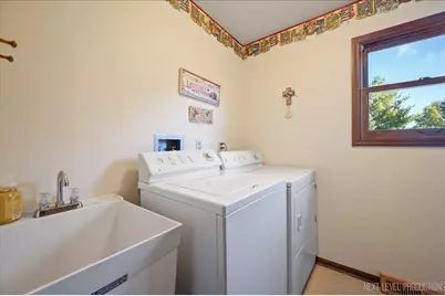 39W955 Deer Run Drive, Saint Charles, IL 60175 - Photo 14