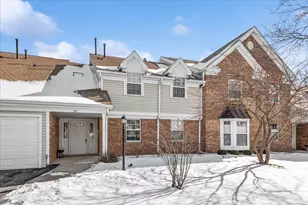 67 Beechmont Ct, Schaumburg, IL 60193 - Photo 1