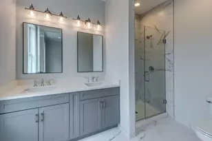 [Address not provided], Elmhurst, IL 60126 - Photo 12