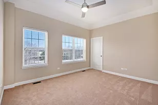 [Address not provided], Elmhurst, IL 60126 - Photo 14