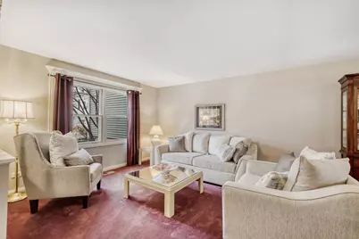 367 Thorncliffe Drive, Glendale Heights, IL 60139 - Photo 2