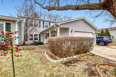 367 Thorncliffe Drive, Glendale Heights, IL 60139 - Photo 1