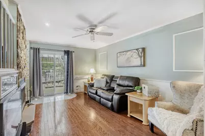 367 Thorncliffe Drive, Glendale Heights, IL 60139 - Photo 8