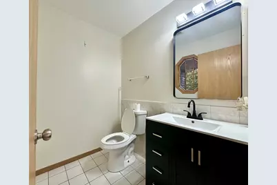 4520 W Lawn Avenue, Waukegan, IL 60055 - Photo 16