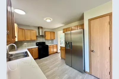 4520 W Lawn Avenue, Waukegan, IL 60055 - Photo 8