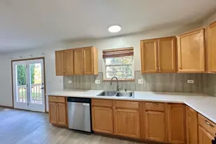 4520 W Lawn Ave, Waukegan, IL 60055 - Photo 10