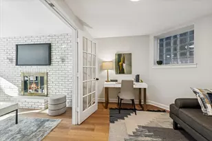 1024 W Byron St, Chicago, IL 60613 - Photo 8