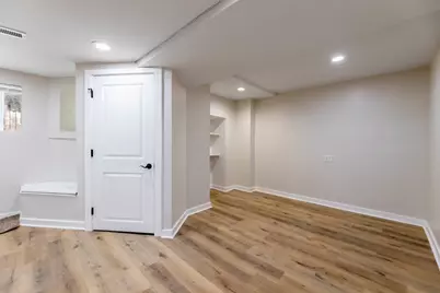 4241 S Calumet Avenue #G, Chicago, IL 60653 - Photo 12