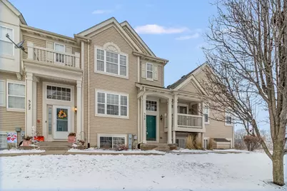 520 Lincoln Station Drive, Oswego, IL 60543 - Photo 1