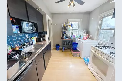 2437 33rd Avenue, Rock Island, IL 6201 - Photo 4