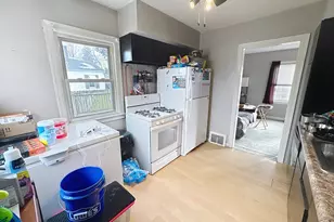 2437 33rd Ave, Rock Island, IL 6201 - Photo 4