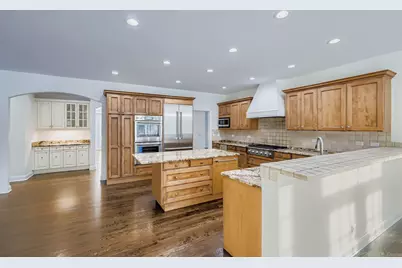 1161 Gavin Court, Lake Forest, IL 60045 - Photo 10