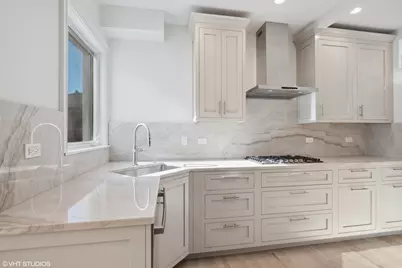 2033 Highland Avenue, Wilmette, IL 60091 - Photo 4