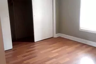 7026 S St Lawrence Ave, Chicago, IL 60637 - Photo 4