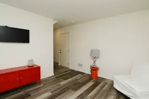 2202 Venture Dr, Schaumburg, IL 60173 - Photo 20